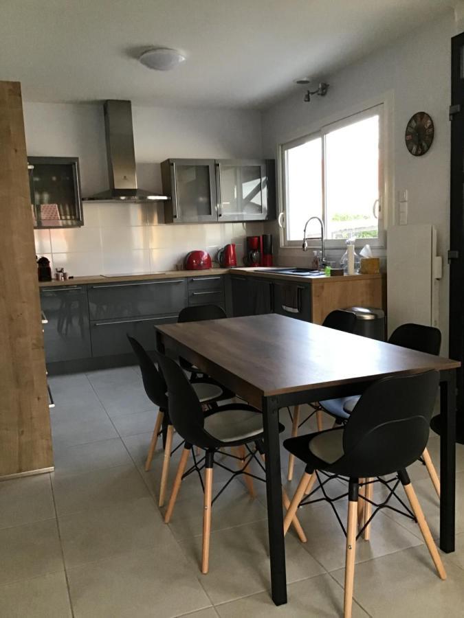 Charmante Maison idéalement située Saint-Gilles-Croix-de-Vie Extérieur photo