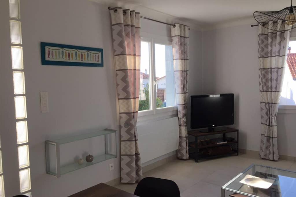 Charmante Maison idéalement située Saint-Gilles-Croix-de-Vie Extérieur photo